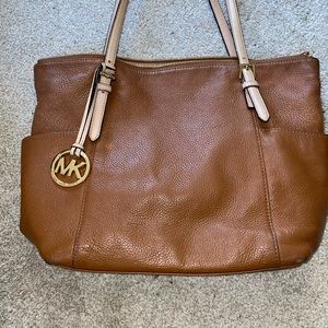 It's a MK purse